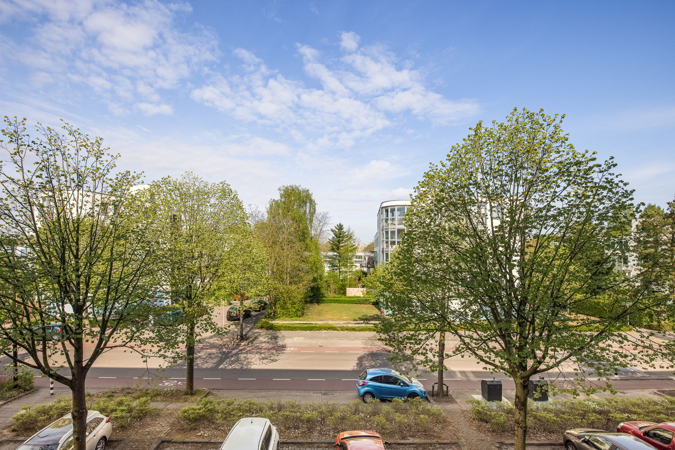 Foto 15 van Aartsbisschop Romerostraat 227