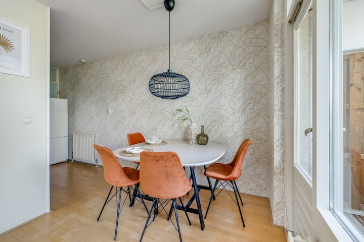 Foto 16 van Aartsbisschop Romerostraat 227