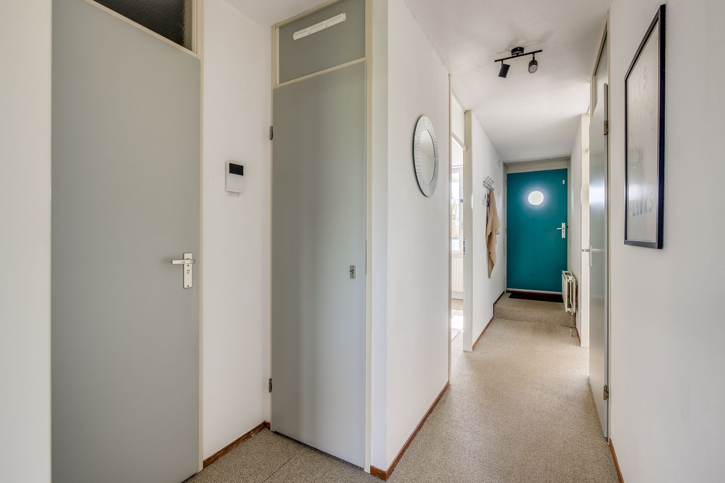 Foto 20 van Aartsbisschop Romerostraat 227