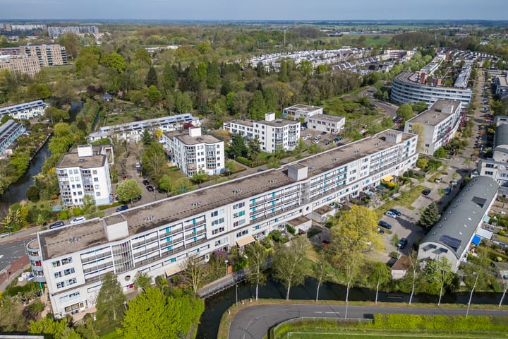 Foto 33 van Aartsbisschop Romerostraat 227