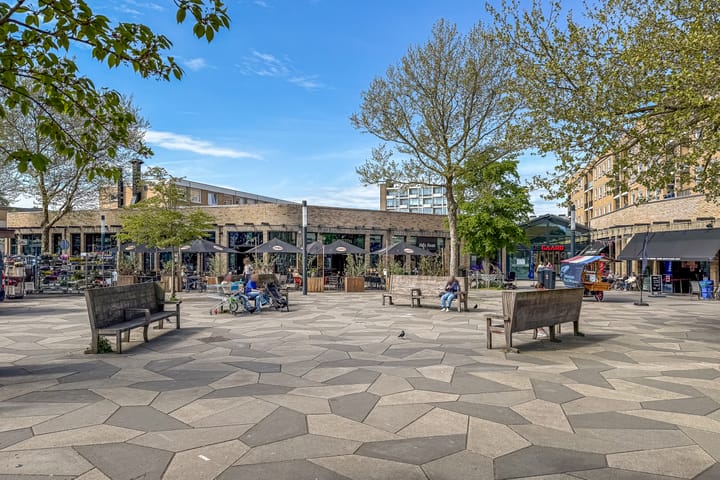 Foto 37 van Aartsbisschop Romerostraat 227