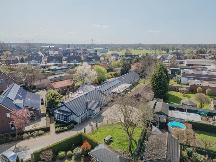 Photo 1 of Vlasvenstraat 8