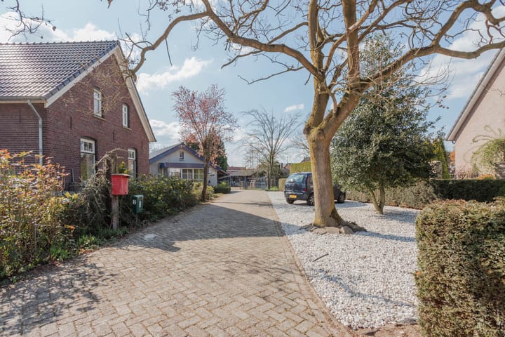 Photo 8 of Vlasvenstraat 8