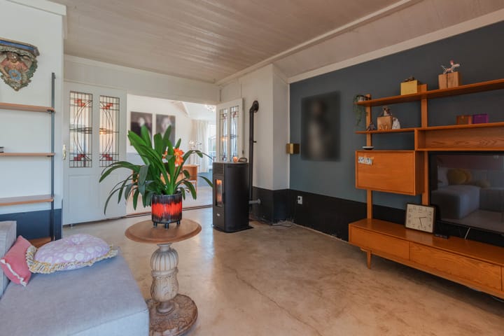 Photo 15 of Vlasvenstraat 8