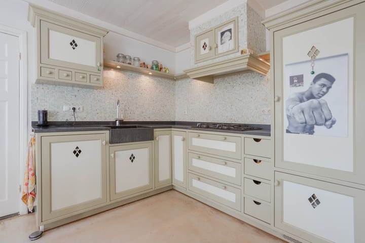 Photo 20 of Vlasvenstraat 8