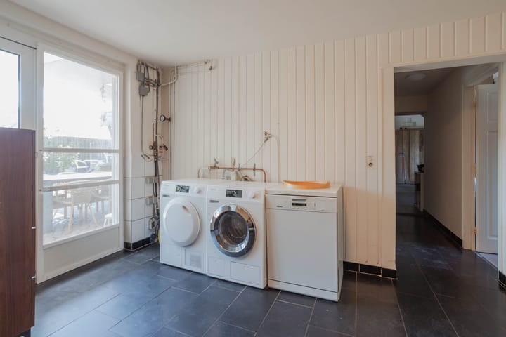 Photo 24 of Vlasvenstraat 8