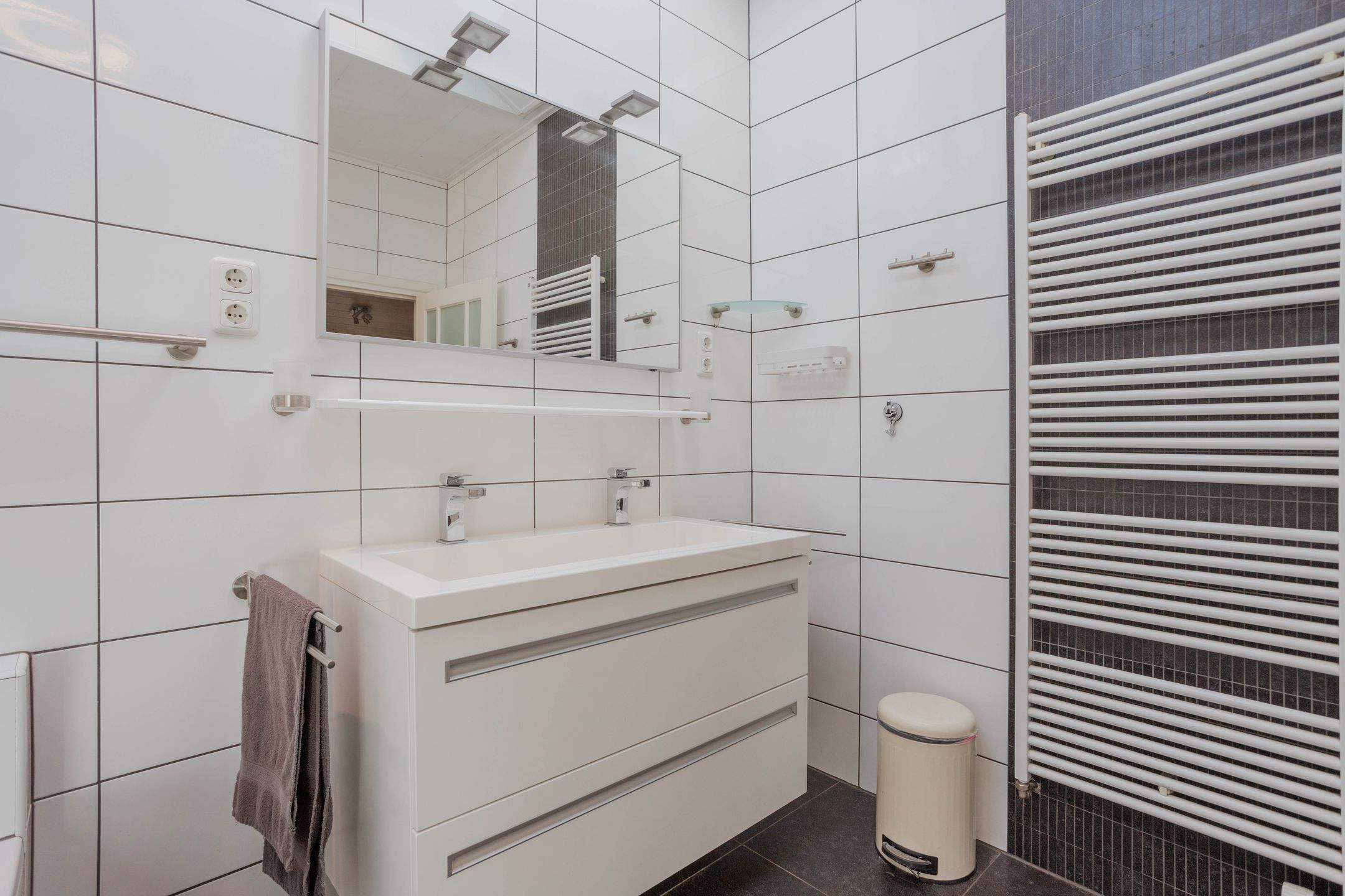 Foto 36 van Vlasvenstraat 8