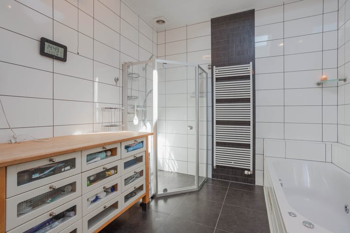 Photo 37 of Vlasvenstraat 8