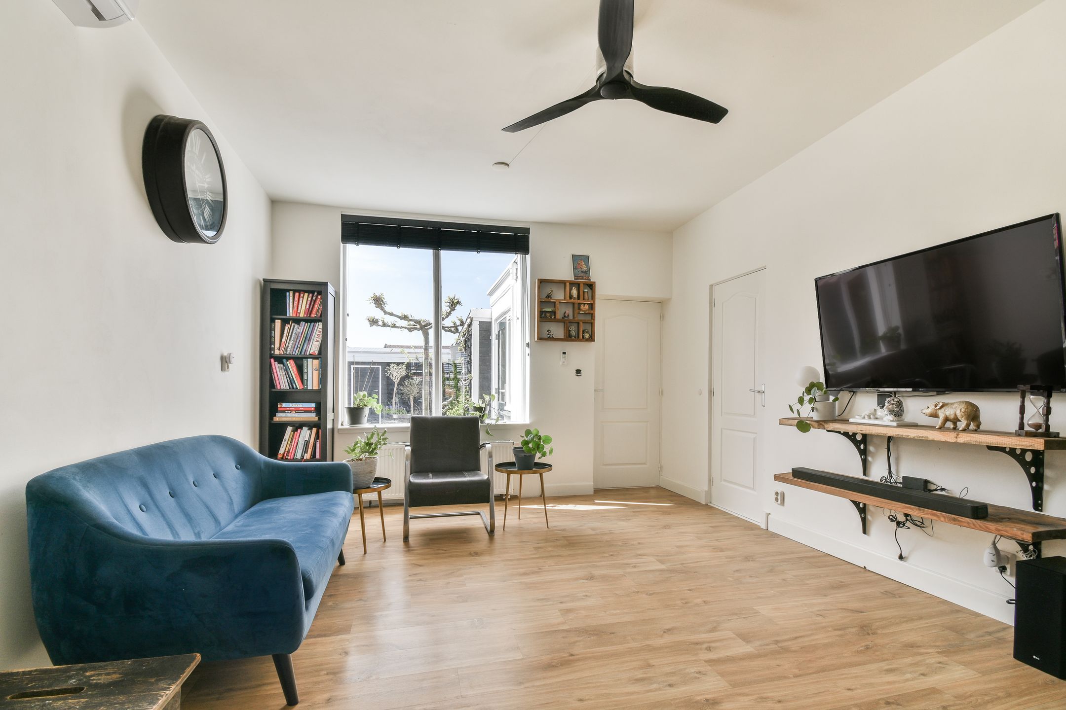 Foto 9 van Burgemeester van Esstraat 131