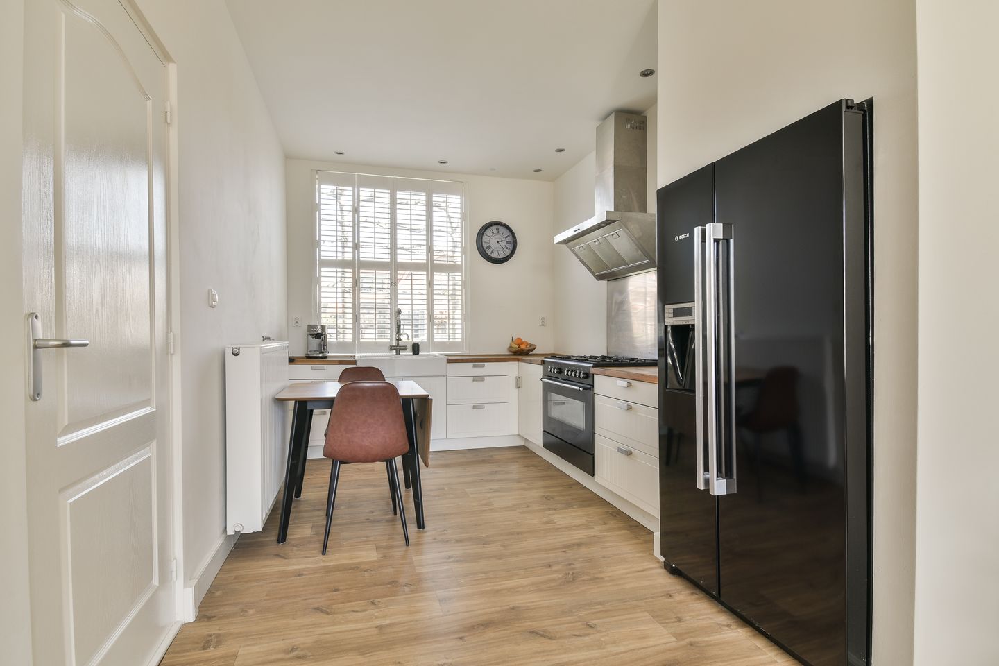 Foto 10 van Burgemeester van Esstraat 131