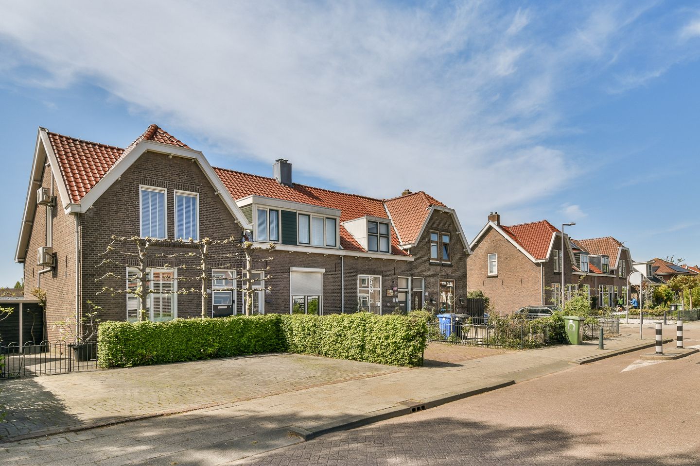 Foto 14 van Burgemeester van Esstraat 131