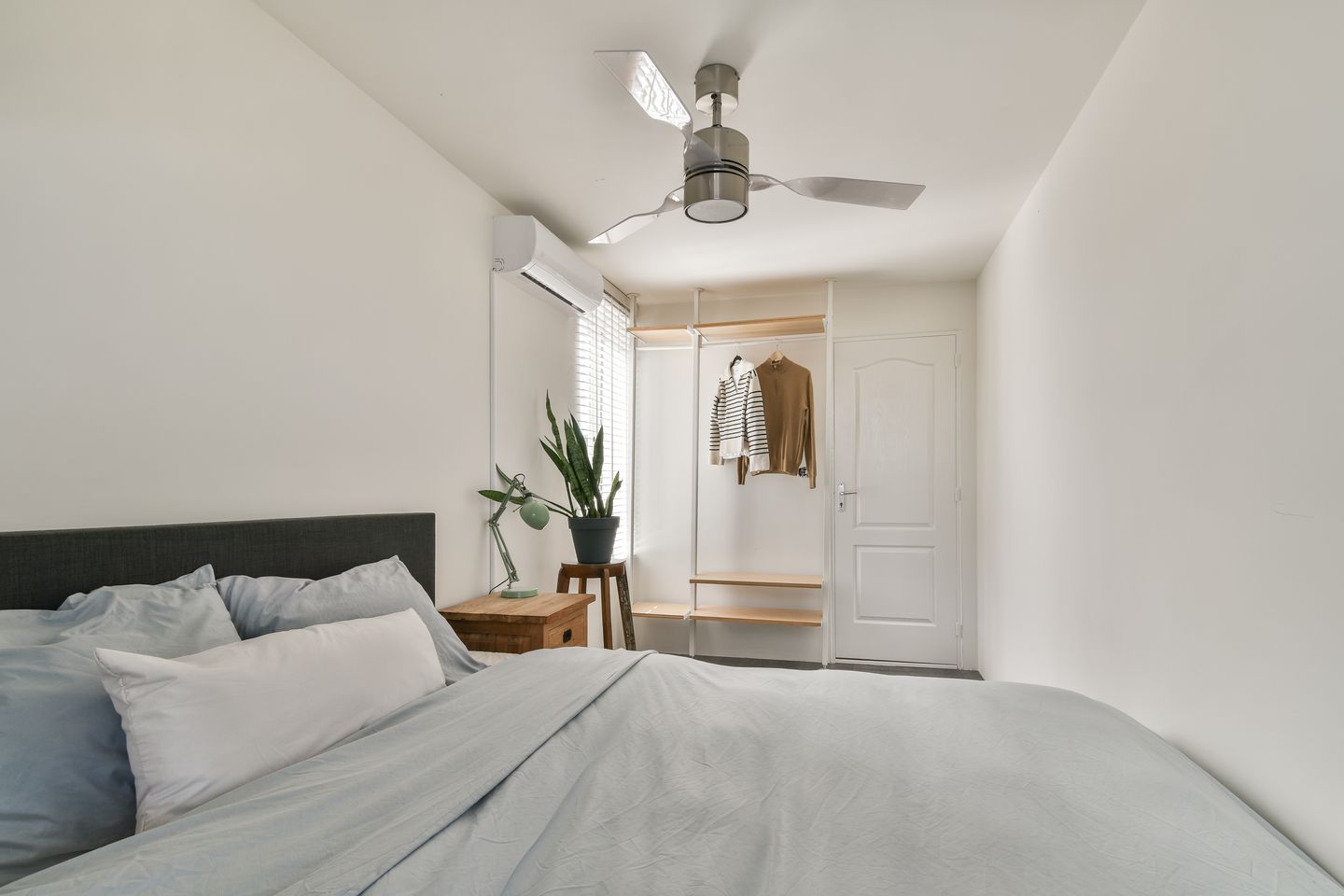 Foto 19 van Burgemeester van Esstraat 131