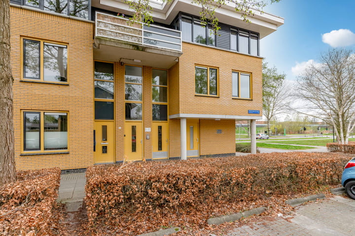 Foto 3 van Voorjaarstraat 2