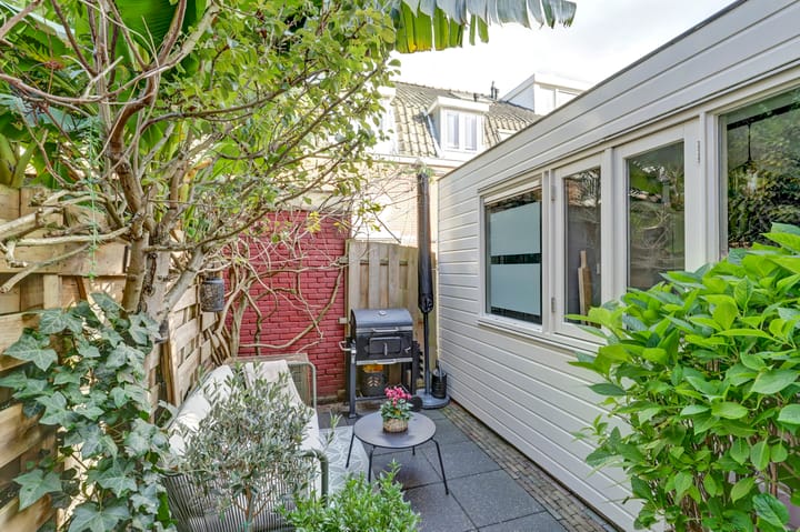 Foto 12 van Riouwstraat 70