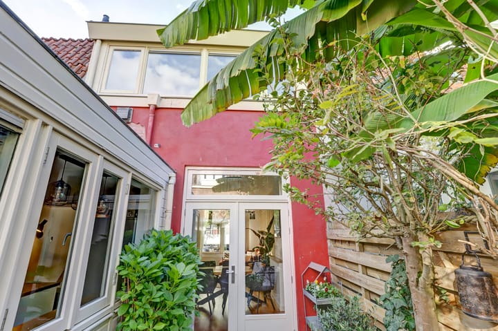 Foto 13 van Riouwstraat 70