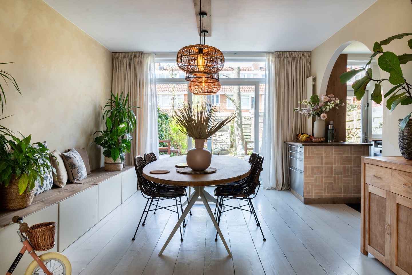 Foto 10 van Henegouwselaan 91