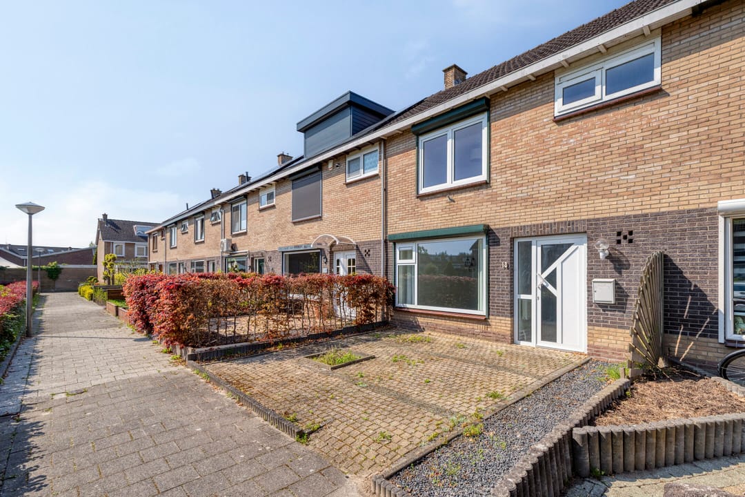 Photo 2 of Elzenlaan 18