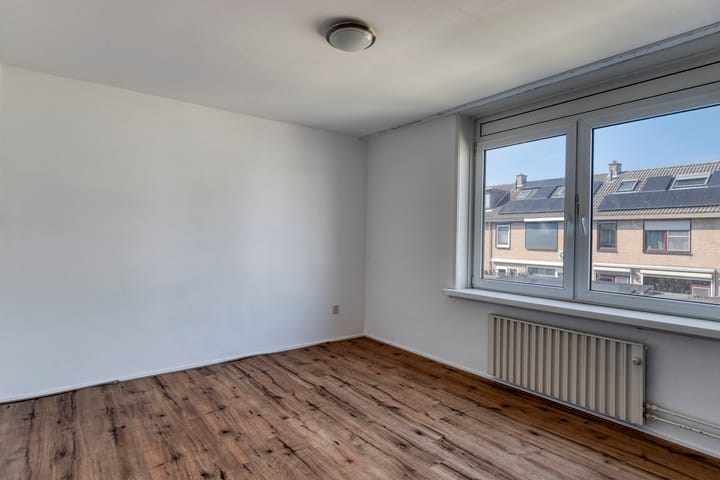 Photo 11 of Elzenlaan 18