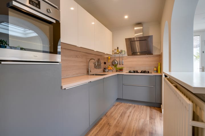 Photo 16 of Herman Modedstraat 38