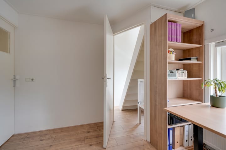 Photo 35 of Herman Modedstraat 38