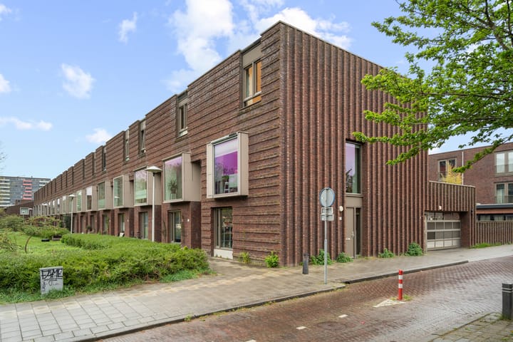 Photo 39 of Melis Stokestraat 501