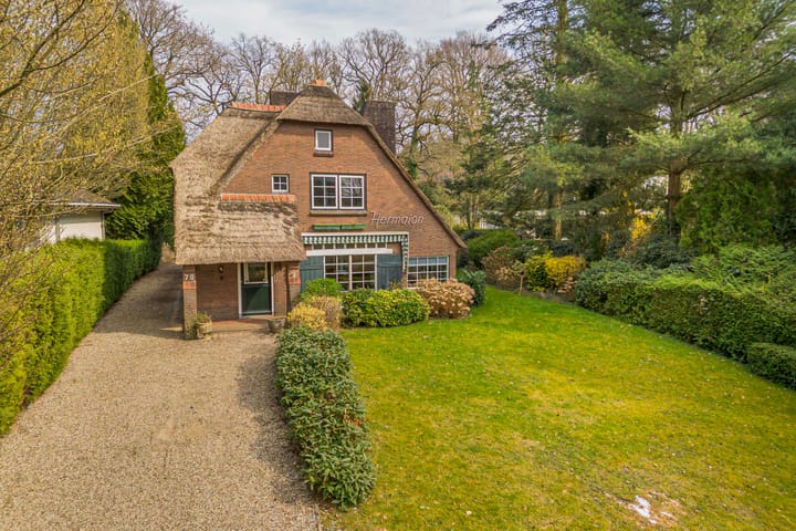 Photo 2 of Stationsweg 79