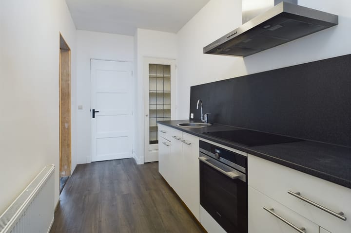 Foto 13 van Wilhelminaplantsoen 18