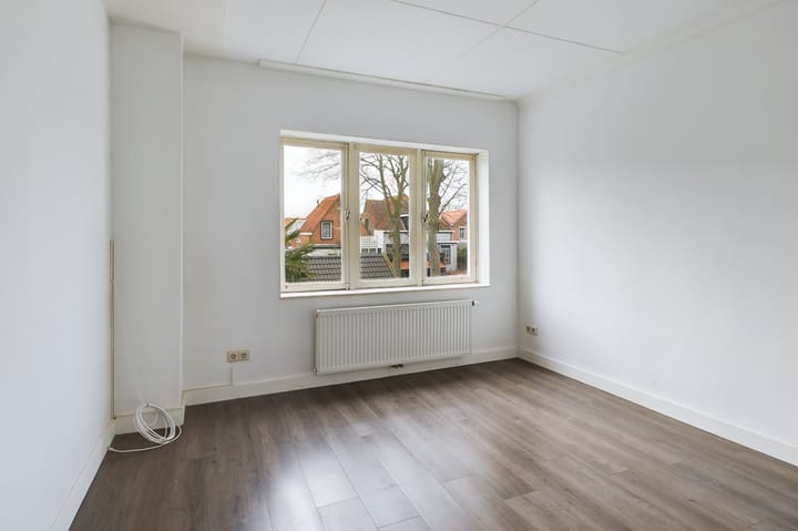 Foto 19 van Wilhelminaplantsoen 18