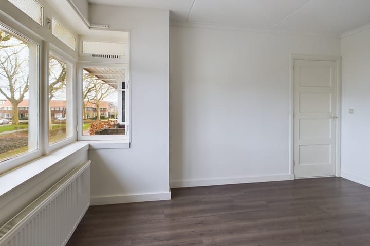 Foto 22 van Wilhelminaplantsoen 18