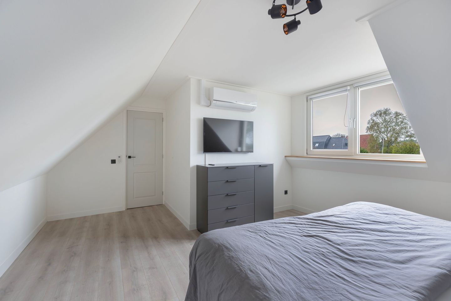 Foto 34 van Buorren 90