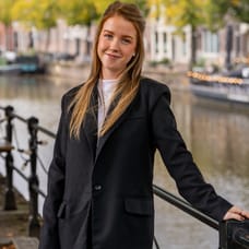 Jessy van Nieuwenhoven - Commercial Employee