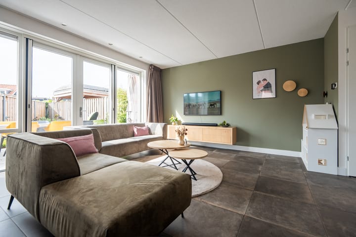 Foto 7 van Esdoornlaan 1