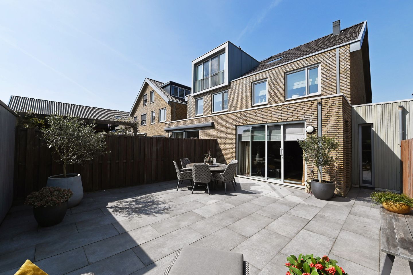 Foto 50 van Dongestraat 7