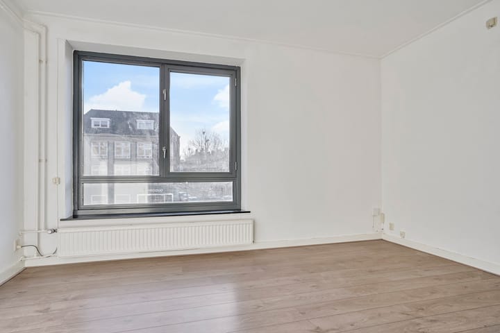 Photo 19 of Koninginnenlaan 8