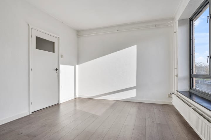 Photo 21 of Koninginnenlaan 8