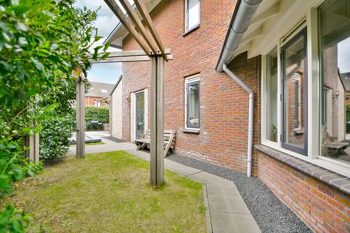 Foto 8 van Van Kootenstraat 15