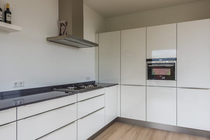 Photo 11 of Westsingel 5