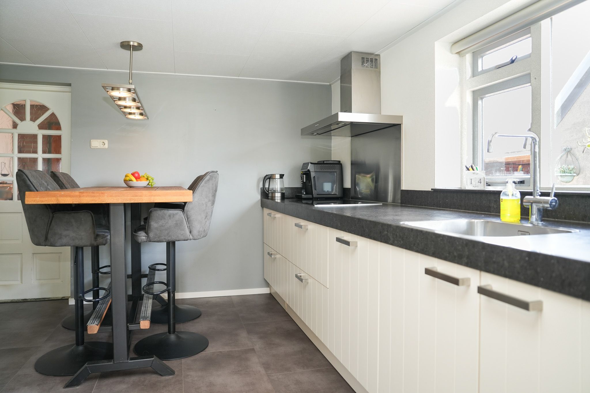 Foto 12 van Verhuizensestraat 1