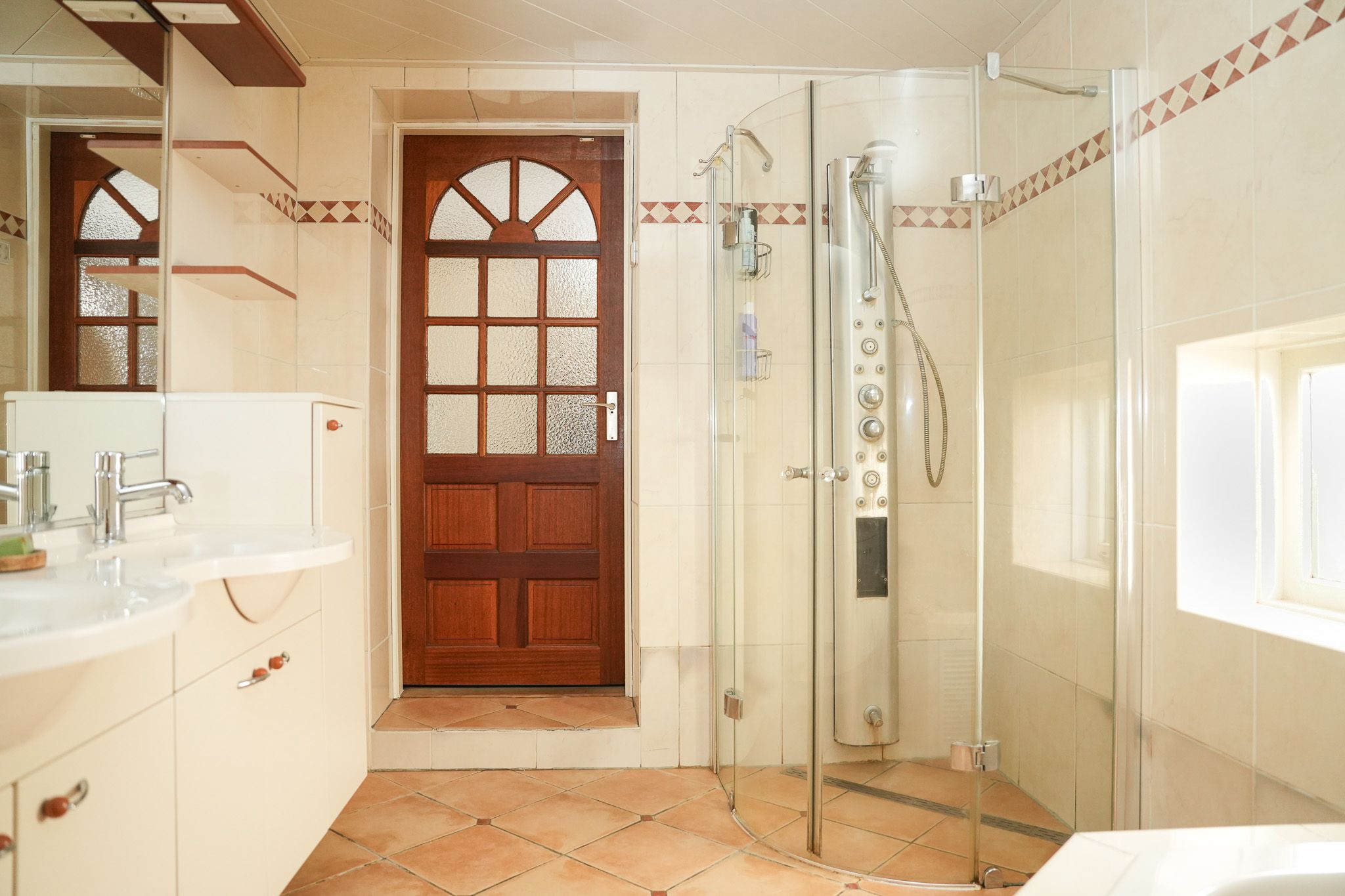 Foto 21 van Verhuizensestraat 1