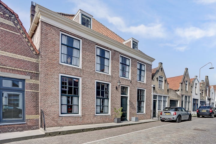 Varremarkt 5