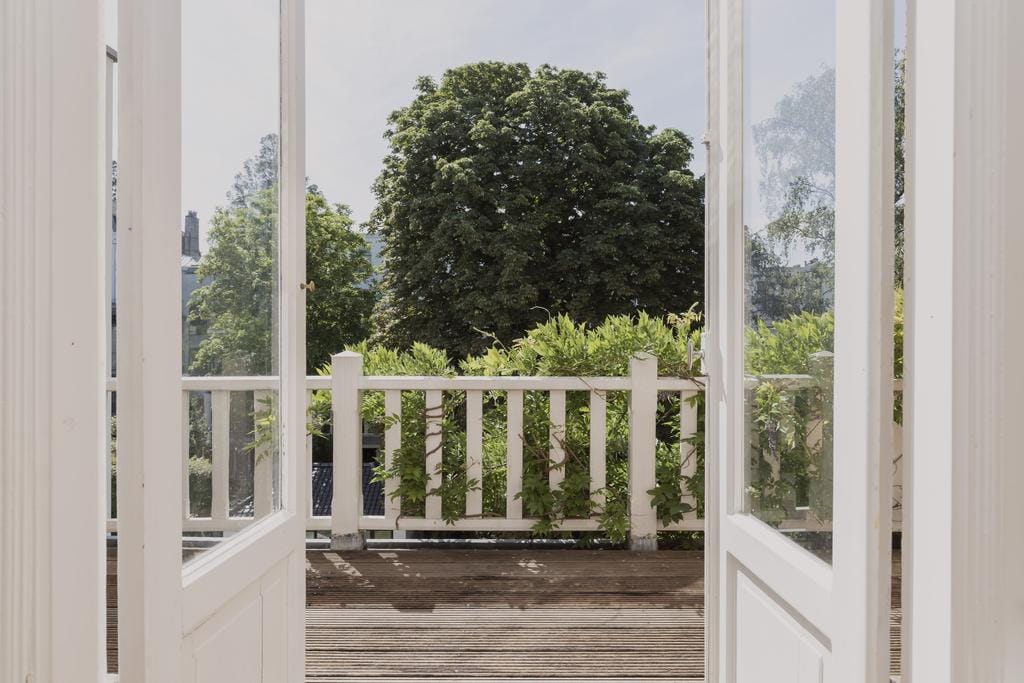 Photo 6 of Van Eeghenstraat 103-2