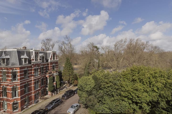 Foto 13 van Van Eeghenstraat 103-2