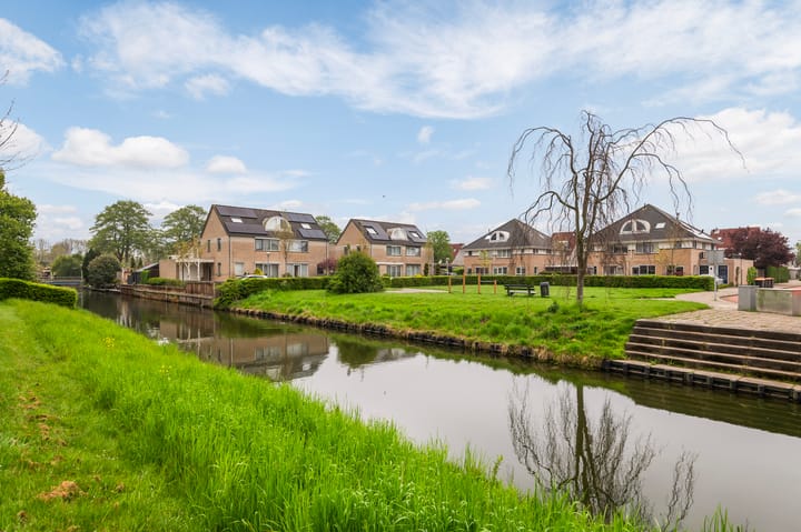 Foto 3 van Smaragd 23