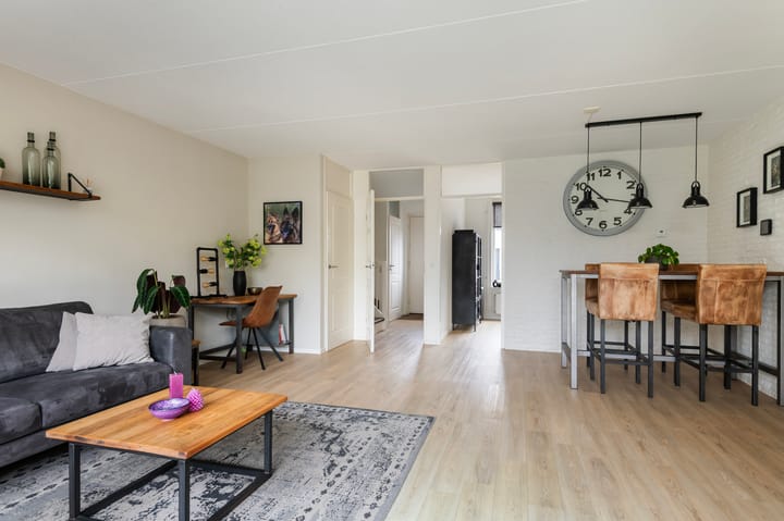 Foto 7 van Smaragd 23