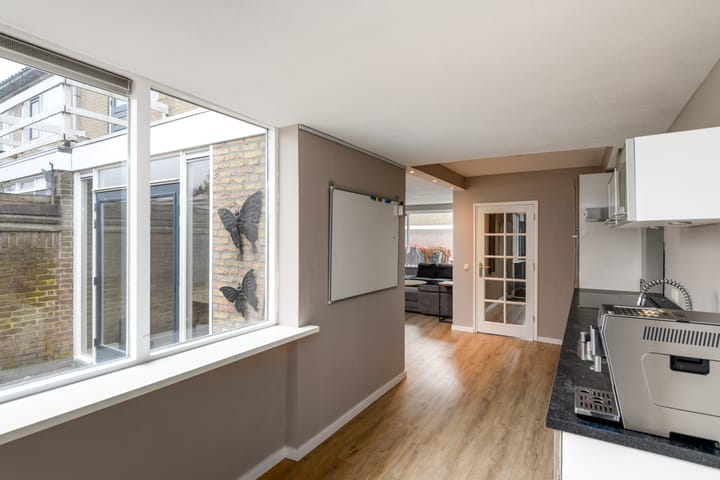 Foto 12 van De Geeuw 14