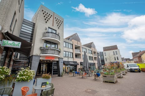 undefined main image