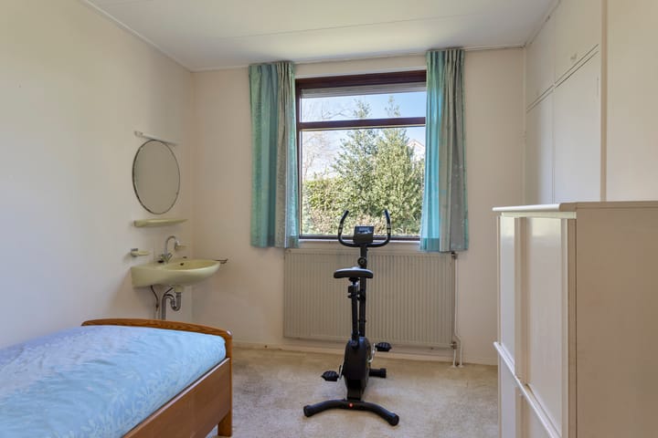 Foto 26 van Albert Schweitzerplantsoen 15