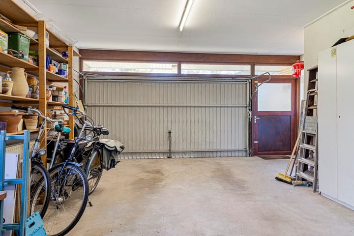 Foto 39 van Albert Schweitzerplantsoen 15