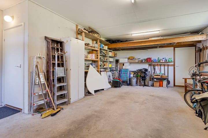 Foto 40 van Albert Schweitzerplantsoen 15