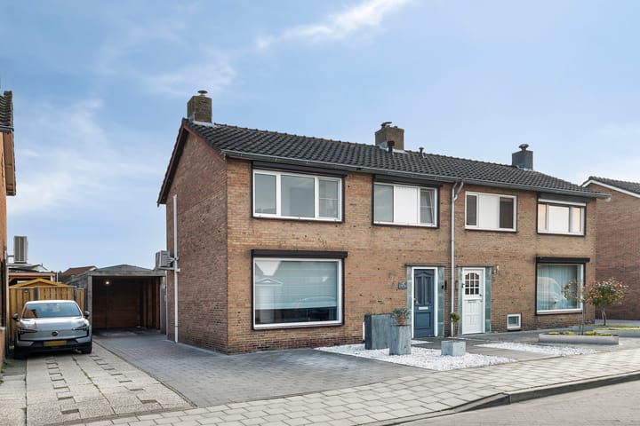 Foto 1 van Pastoor Mertensstraat 9